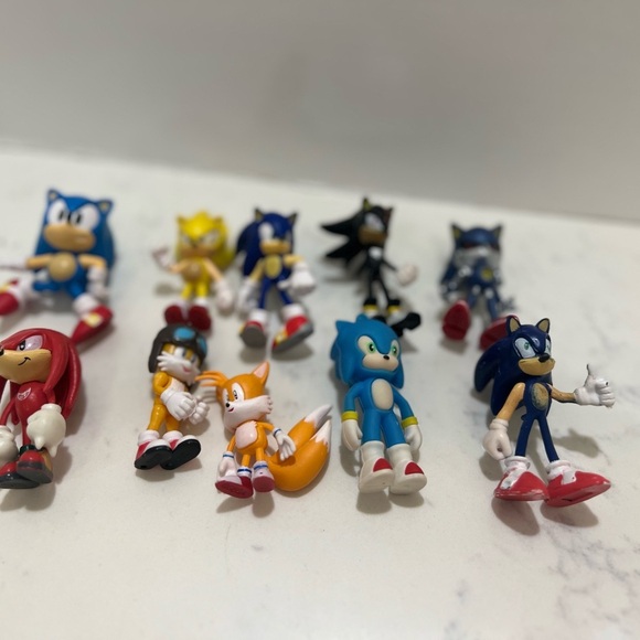 Colorful Hedgehog Character Figurine Set - Picture 3 of 16